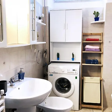 Renovated House Comfort And Parking In The Middle Of The Town Appartement *